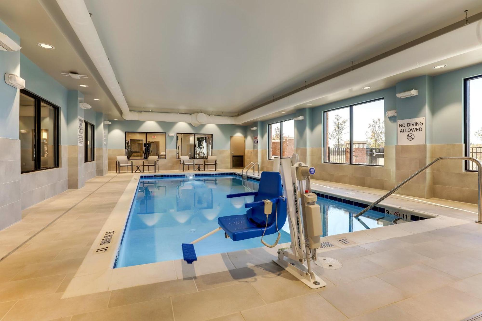 Holiday Inn Express Holly Springs - Raleigh Area By Ihg Экстерьер фото