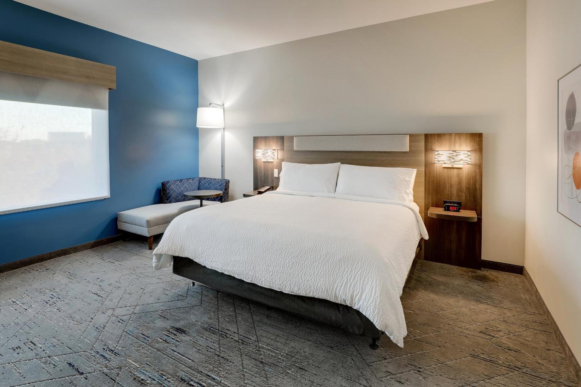 Holiday Inn Express Holly Springs - Raleigh Area By Ihg Экстерьер фото